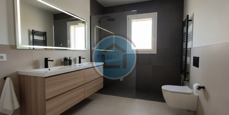 Gemini_Generated_Image_ugry2rugry2rugry