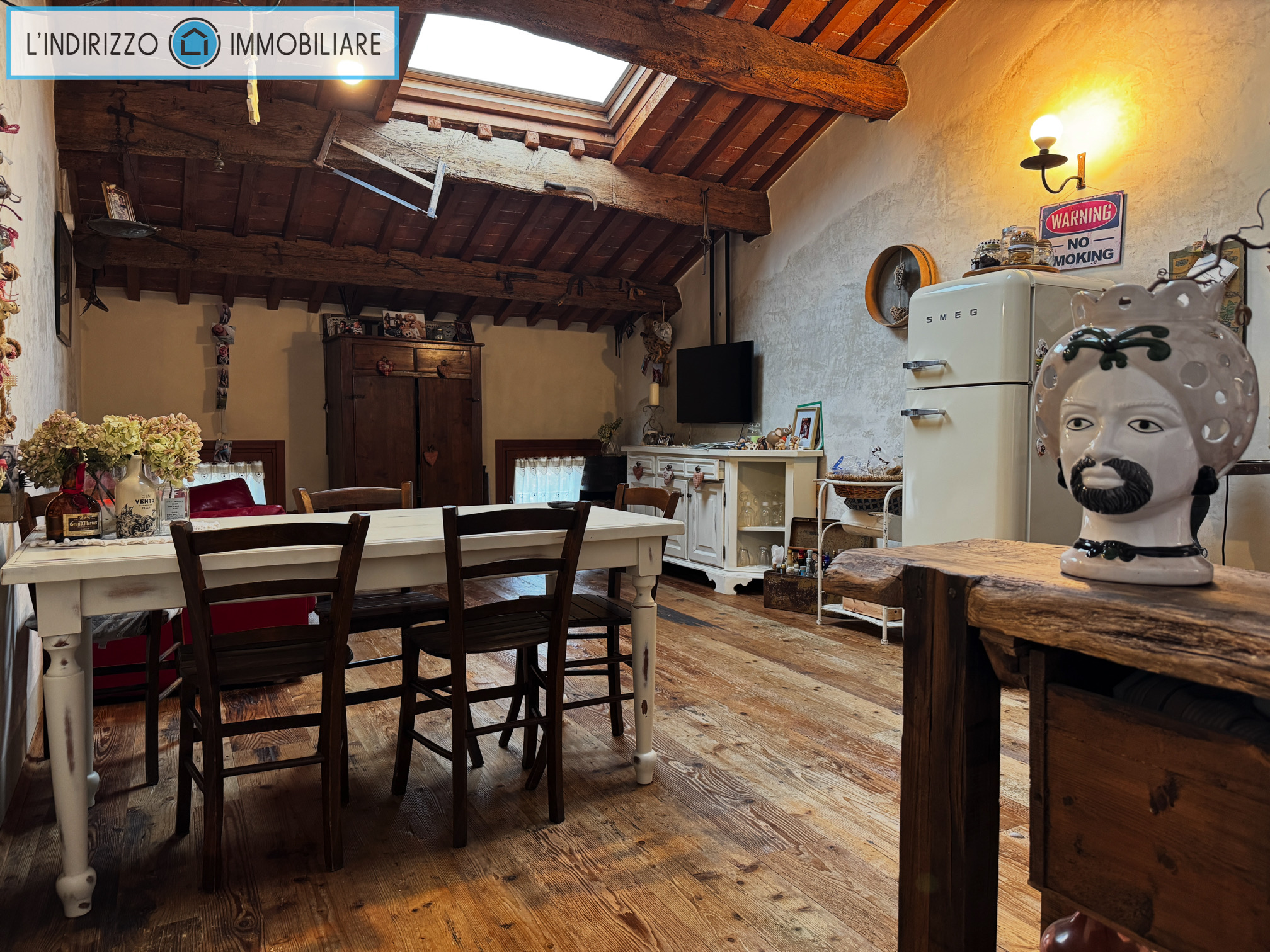 Appartamento di charme restaurato in edificio storico in centro a NOALE